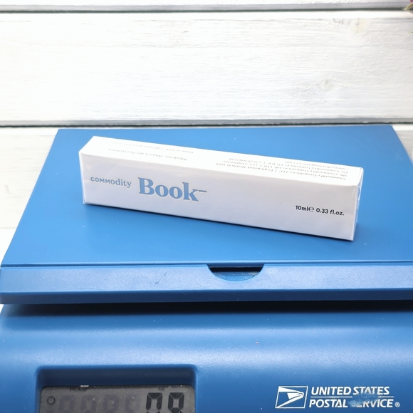 Commodity Book Scent Space Personal Fragrance 10ml - Picture 5 of 7